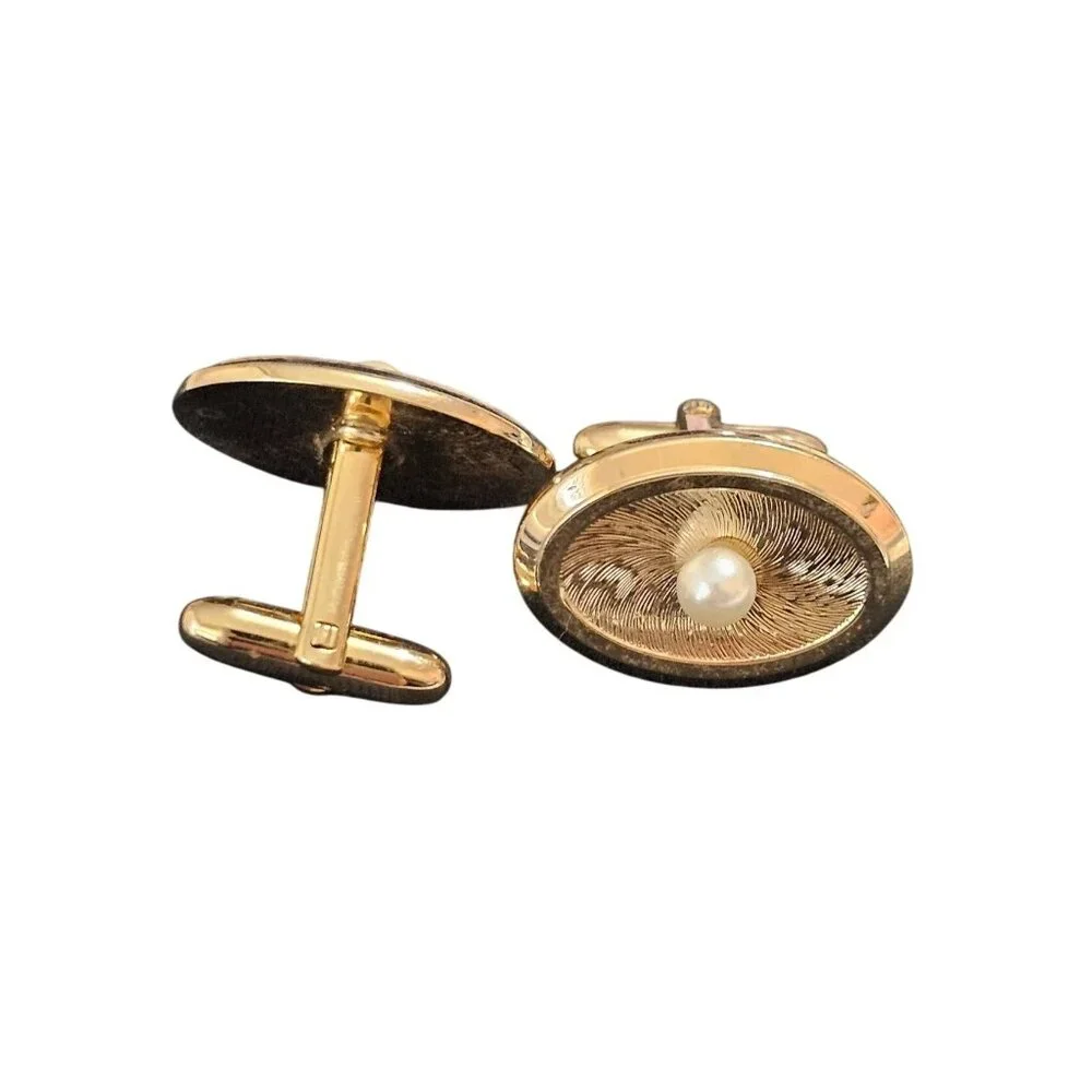 Hickok Mens Gold-Tone‎ & Faux Pearl Oval Cufflinks U.S.A. Made